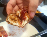 Foto del paso 3 de la receta: Torrijas rellenas de mermelada y crema de cacahuete