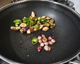 Foto langkah ke 4 dari resep Tumis Terong Cabe Gendot.