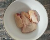 Foto langkah ke 1 dari resep Ayam Goreng Bawang Putih.