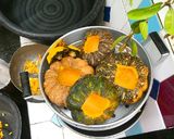 รูปขั้นตอนการทำที่ 1 ของ ห่อหมกฟักทองหมูเด้ง