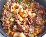 Foto del paso 3 de la receta: Estofado de carne fácil y delicioso 😋
