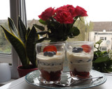 Foto del paso 3 de la receta: Arándanos y fresas con crema especial de mandarinas