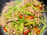 香芹炒牛肉