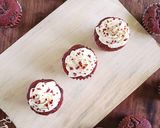Foto langkah ke 1 dari resep Red Velvet Cupcakes with Ermine Frosting.