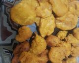 A picture of step 2 of Pakoray and instant chaat.