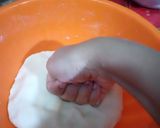 A picture of step 4 of Malai Khaja.