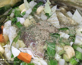 Foto del paso 1 de la receta: Caldo de res con viandas