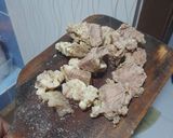 Foto langkah ke 1 dari resep Soto Rawon.