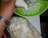 Foto langkah ke 1 dari resep Oseng Jamur Mudah.
