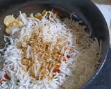 A picture of step 2 of ChineseRiceWithMixedVeg.