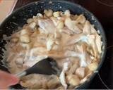 Foto del paso 7 de la receta: Pechuga de pollo a la crema con champiñones