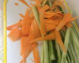 Foto del paso 2 de la receta: Ensalada de pepino zanahoria!con aliño Japanese!