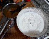 Foto del paso 10 de la receta: Tarta mousse de turrón de Jijona al café sin gluten