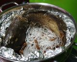 Hình bước làm 1 của món Cá mú trân châu hấp