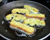 Foto del paso 3 de la receta: Bastoncillos de pan chapata al aroma de hierbas Provenzal