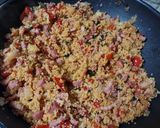 Foto del paso 4 de la receta: Cous cous a la hierbabuena con bacon y salchichas
