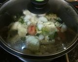 Foto del paso 3 de la receta: Caldo casero de verduras y jamón serrano