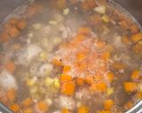 Foto langkah ke 4 dari resep Sup Makaroni Ayam Sayuran.