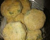 Foto langkah ke 5 dari resep Perkedel kentang telur bayamIrit telur (menu eat clean #2).