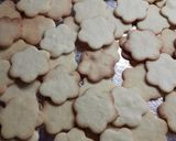 Foto del passaggio 3 della ricetta Fiori di frolla
