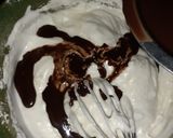 Foto langkah ke 4 dari resep Bolu cokelat kukus.