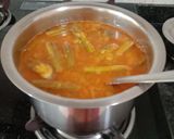 A picture of step 2 of Drumstick curry.