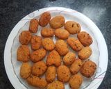 A picture of step 2 of Saago chops.