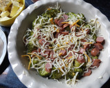 Foto del paso 2 de la receta: Horneado de brécol y salchichas con queso Provolone