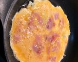 Foto del paso 2 de la receta: Tortilla francesa de jamón York y queso