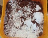 Foto langkah ke 2 dari resep Muffin Cokelat.