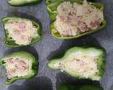 Foto del passaggio 5 della ricetta Peperoni ripieni al forno