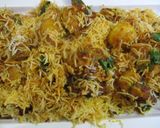 A picture of step 10 of Chicken tikka biryani.