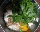 Foto langkah ke 5 dari resep Perkedel Tahu Bayam.