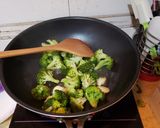 Xo醬炒花椰菜的食譜步驟1照片