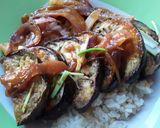 Foto del paso 12 de la receta: Berenjenas🍆 en salsa de cebollas🌶 picante🤔