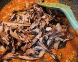 Foto langkah ke 4 dari resep Tongkol Suwir Kemangi.