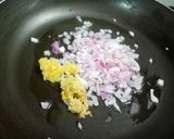 A picture of step 3 of Cheesy Maggi Wrap.