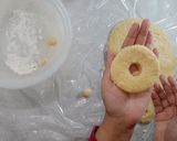Foto langkah ke 6 dari resep Donat Kentang Lembut.