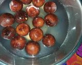 A picture of step 7 of Kalajam stuff rasgulla.