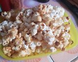 Foto langkah ke 3 dari resep Popcorn Caramel.