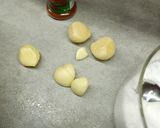 Фото кроку 2 до Домашняя целая курица запечённая в рукаве.