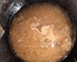 Foto langkah ke 5 dari resep Seblak Bandung (Kerupuk, Mie & Telor).
