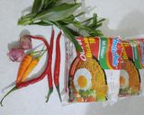 Foto langkah ke 1 dari resep Indomie Nyemek mix Daun Gingseng Jawa.