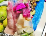 A picture of step 2 of Rainbow Juice.