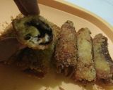 Foto langkah ke 5 dari resep Roti gulung isi pisang coklat keju.