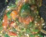 Foto langkah ke 3 dari resep Tumis Tongkol Cabe Ijo.