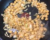 A picture of step 1 of Cauliflower and Chickpea Soup.