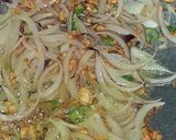 A picture of step 2 of Pasta with green veggies and schezwan chutney.