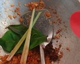 Foto langkah ke 3 dari resep Ikan Tongkol Suwir Bumbu Bali.