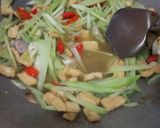 Foto langkah ke 3 dari resep Tumis labu Siam dan Tahu.